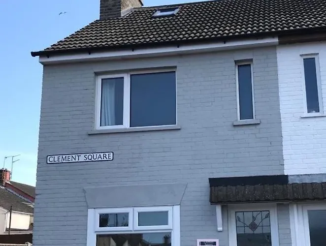 Cosy 3 Bedroom House Close To Beach